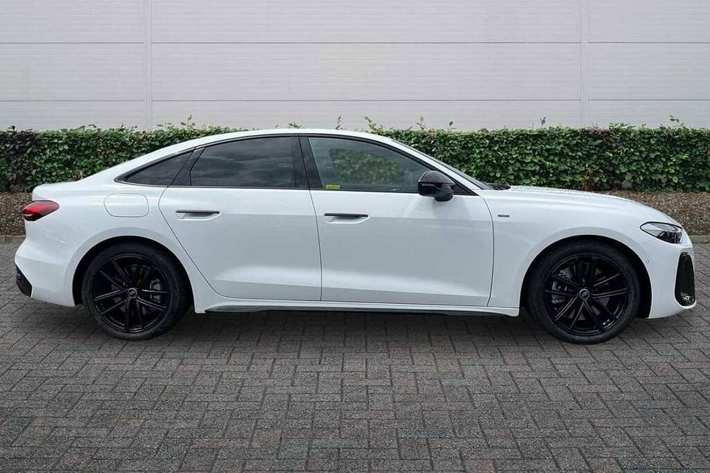 Audi A5 2.0 Tfsi 299 E Quattro Black Ed S Tronic BT26OMV White #4