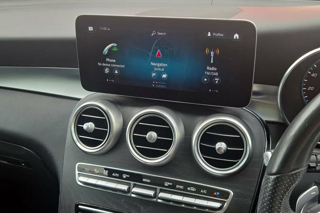 Mercedes-Benz GLC Class 300D 4Matic Amg Line Premium Pls 9G-tronic BH19DMV Blue #3