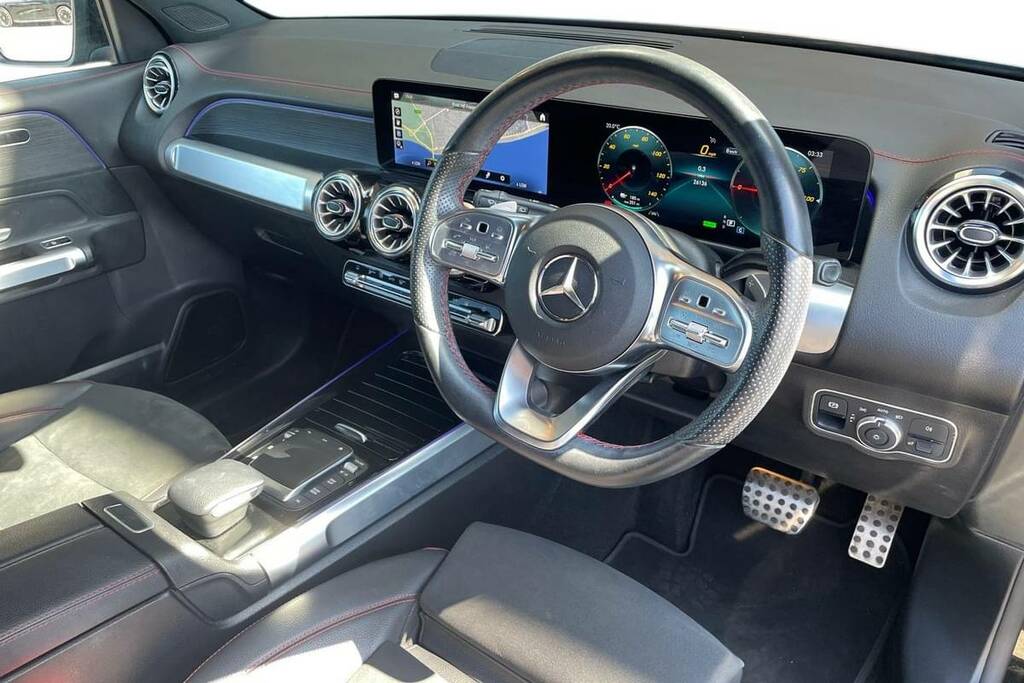 Mercedes-Benz EQB 300 4M 168Kw Amg Line Premium 66.5Kwh Black #4