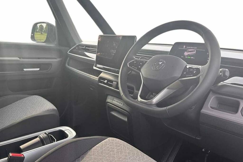 Volkswagen ID.Buzz 210Kw Life Pro 86Kwh Lwb 7 Seat Green #6