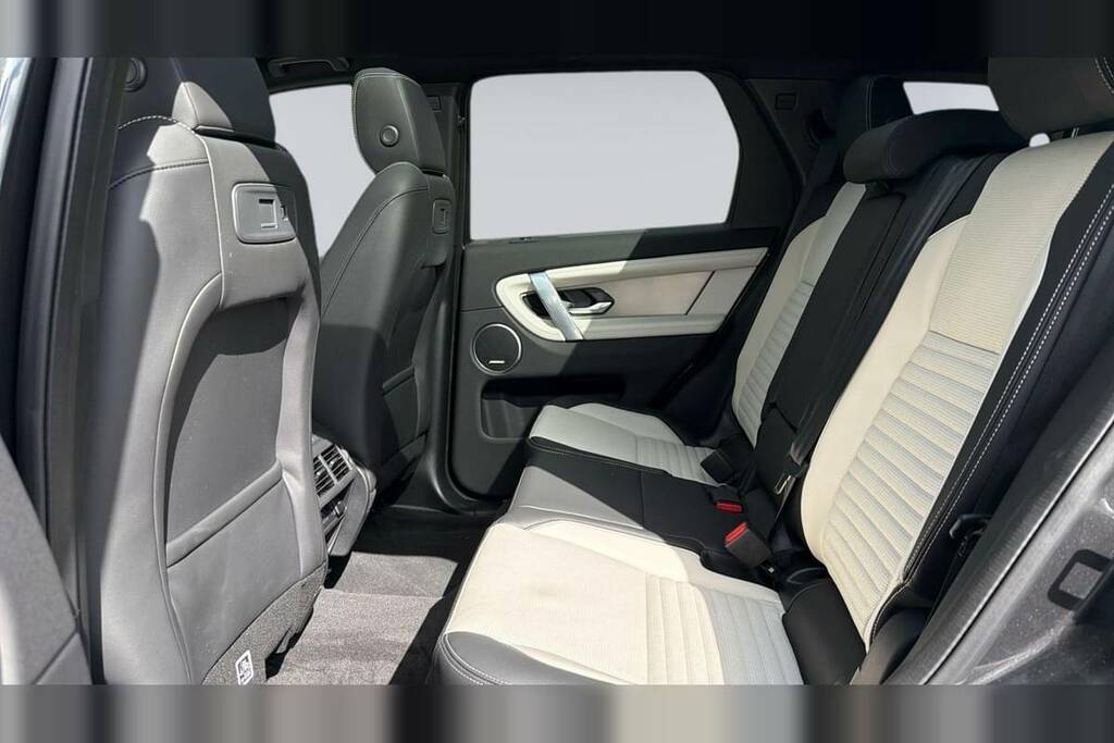 Land Rover Discovery Sport 1.5 P270e Landmark 5 Seat VN26XXL Grey #4