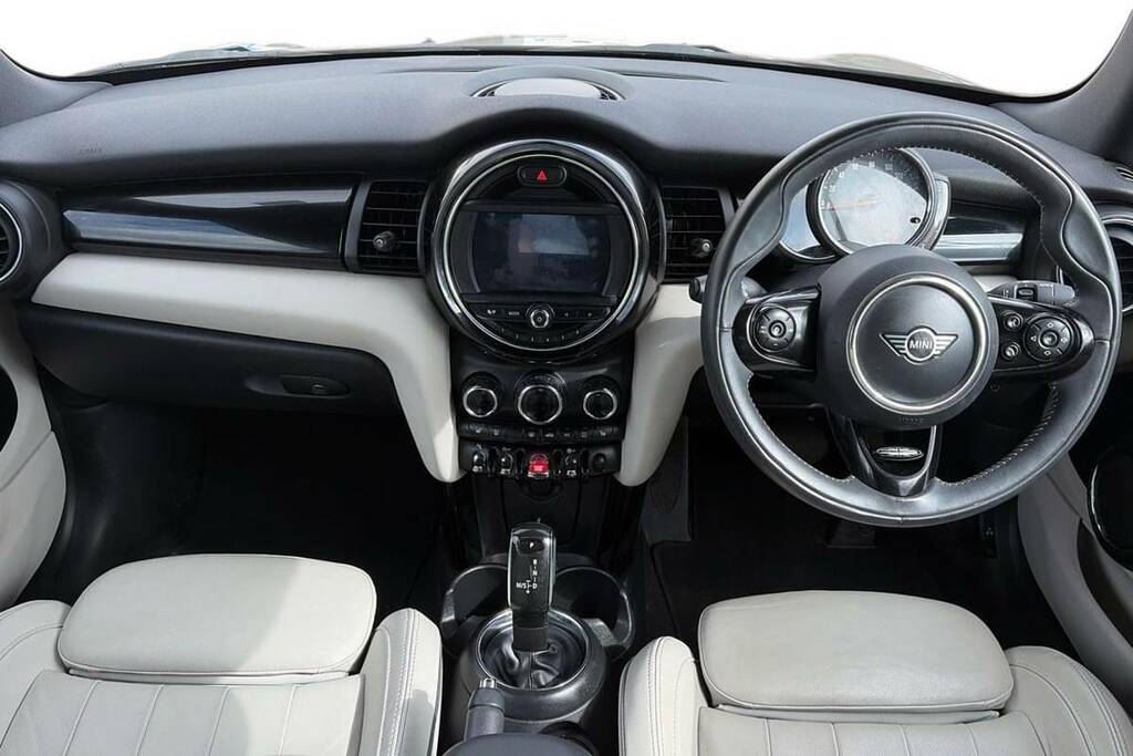 Mini Convertible 1.5 Cooper Exclusive II Grey #4