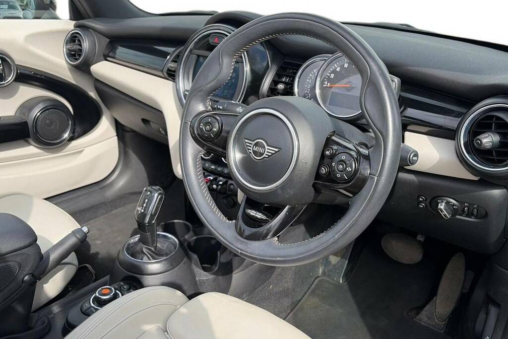 Mini Convertible 1.5 Cooper Exclusive II Grey #6