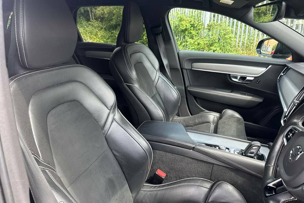 Volvo V90 2.0 B4d R Design Black #6