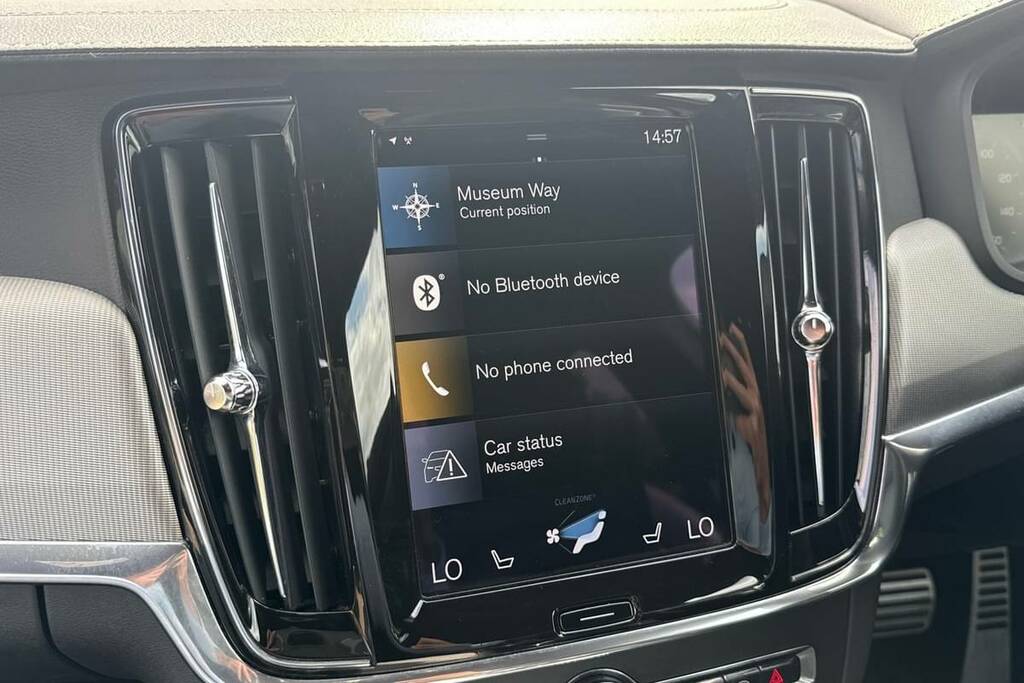 Volvo V90 2.0 B4d R Design Black #3