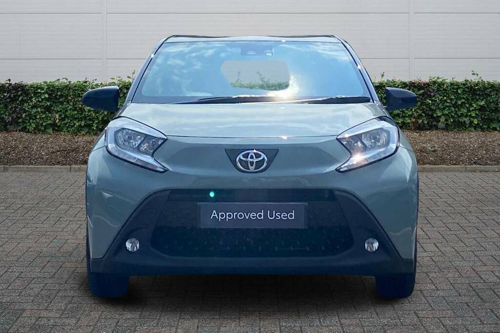 Toyota Aygo X 1.0 Vvt-i Edge WN75UGT #3