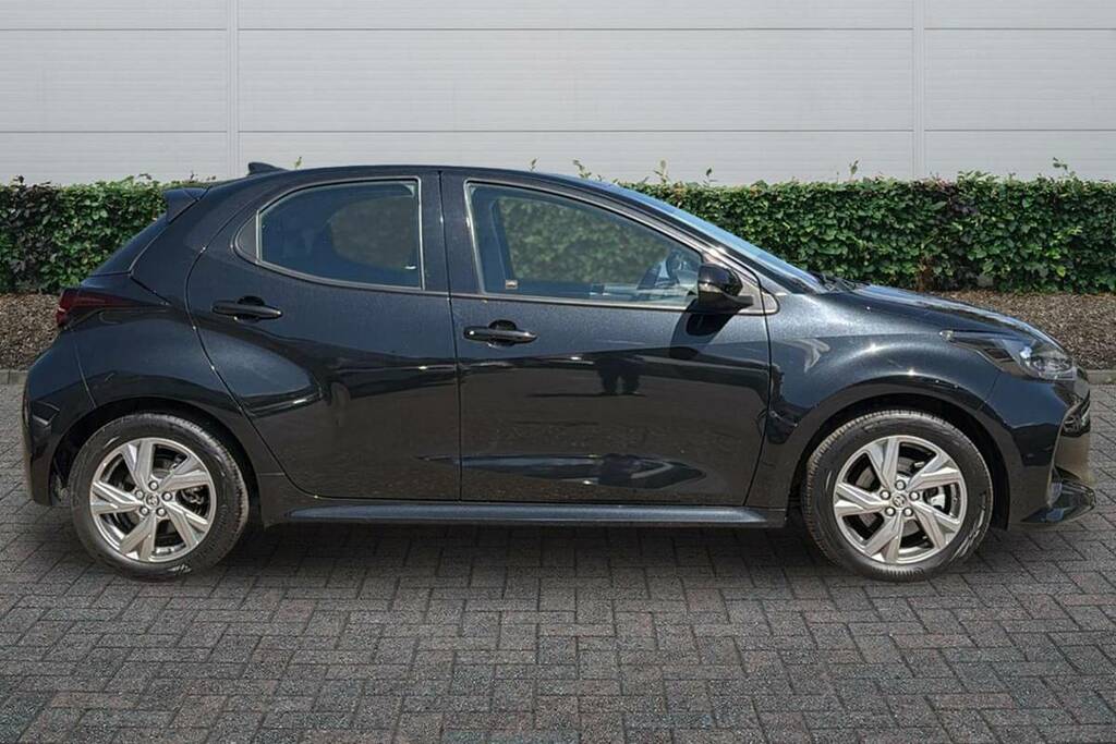 Toyota Yaris 1.5 Hybrid Icon Cvt FT24EKL Black #5
