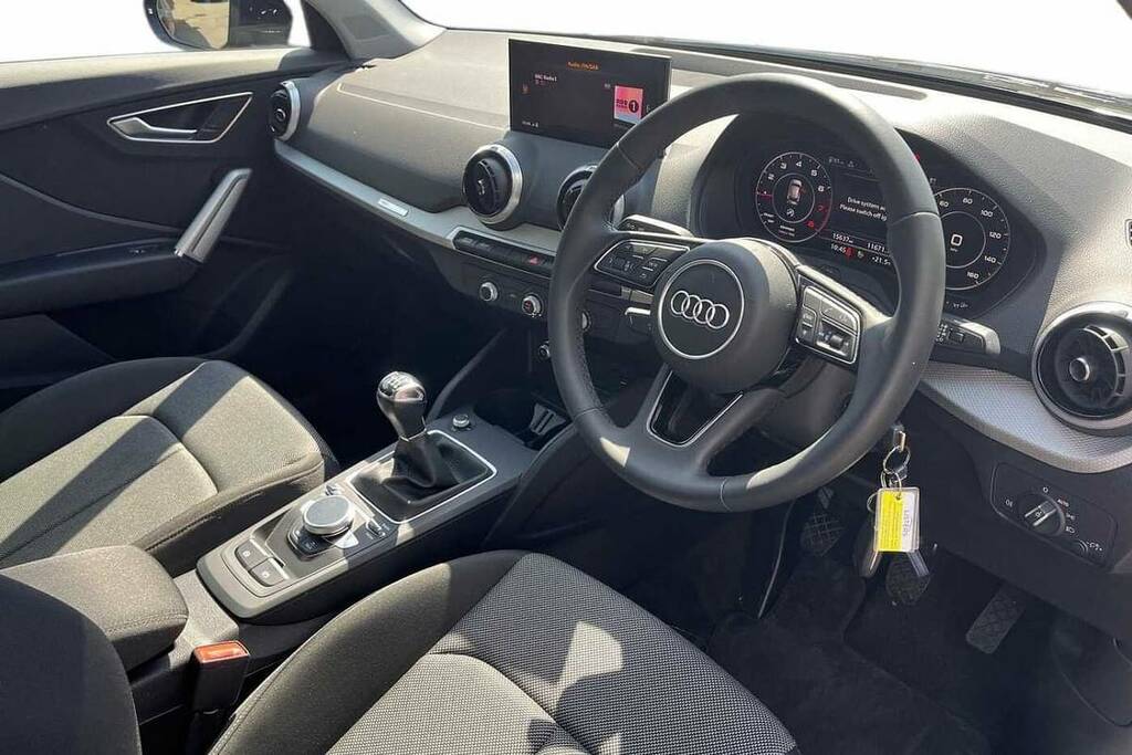 Audi Q2 30 Tfsi Sport BT23AVM Black #6