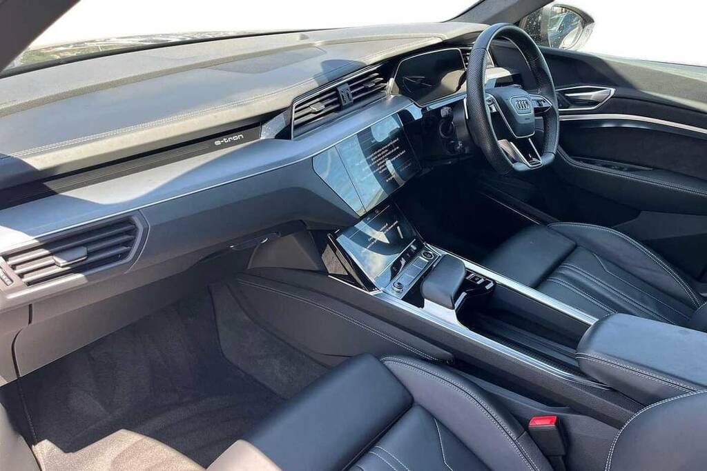 Audi E-tron 230Kw 50 Quattro 71Kwh Black Edition Black #2