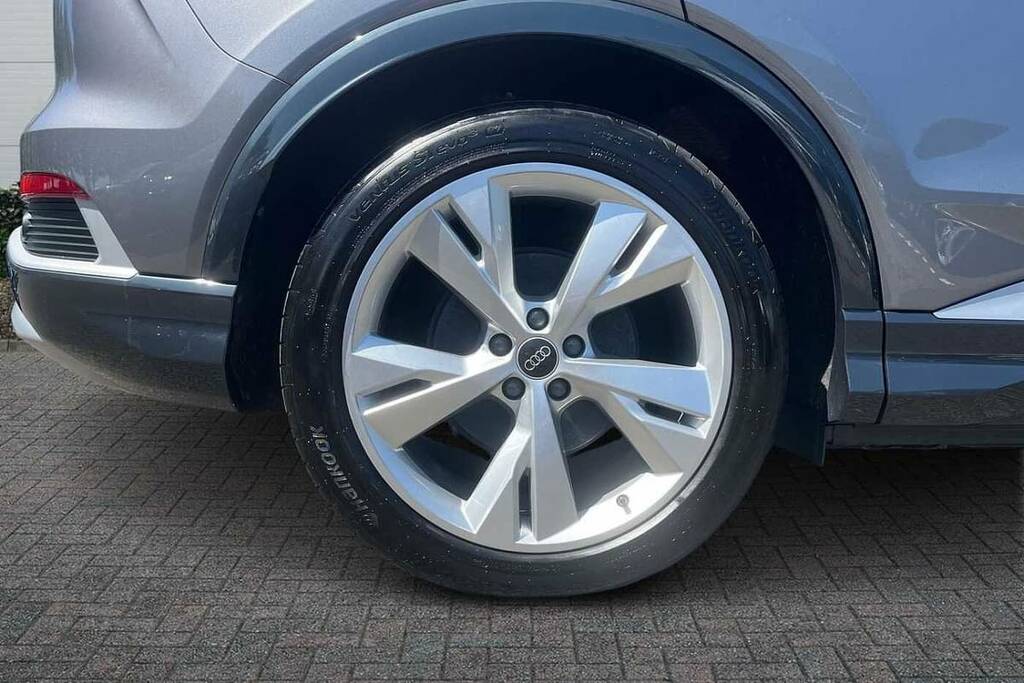 Audi Q4 E Tron 210Kw 45 82Kwh S Line Leather Grey #5