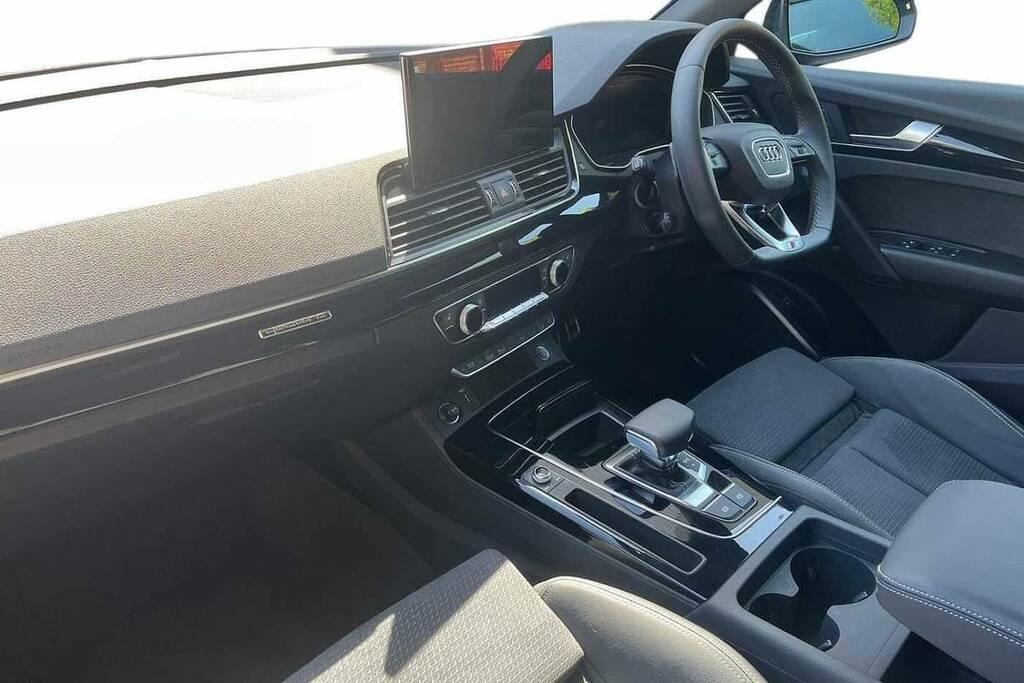 Audi Q5 40 Tdi Quattro Black Edition S Tronic FM24YVX Black #2