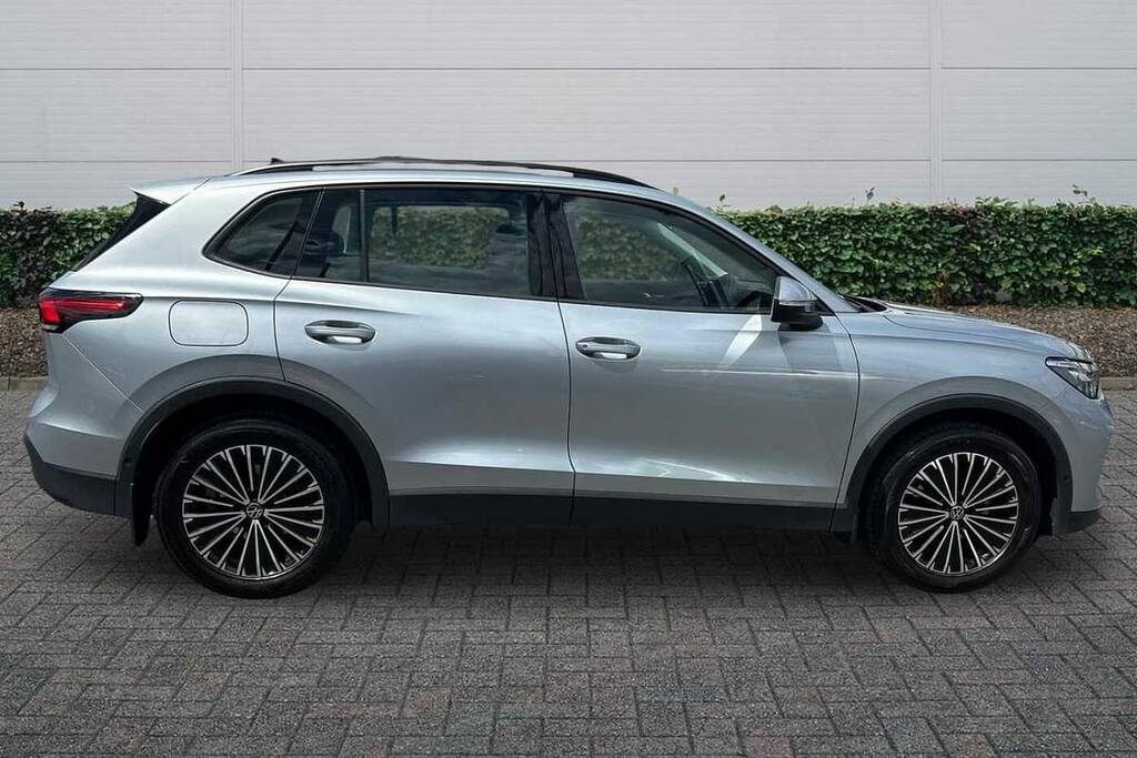 Volkswagen Tiguan 1.5 Etsi 150 Life Dsg FY74UWZ Silver #4
