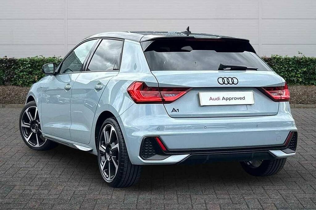 Audi A1 35 Tfsi Black Edition S Tronic BA24YMW Grey #3