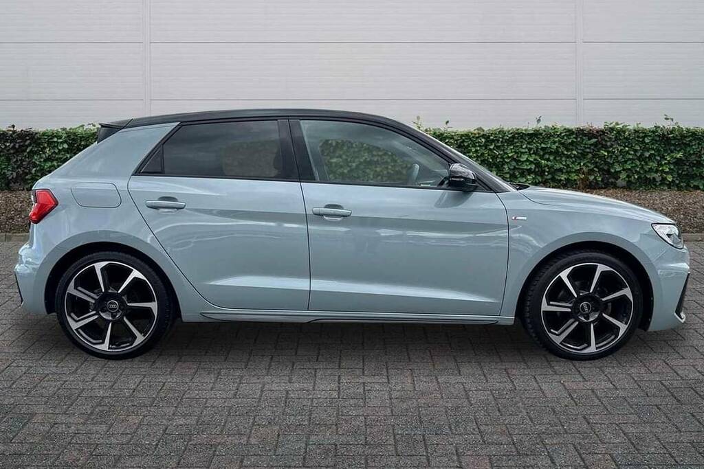 Audi A1 35 Tfsi Black Edition S Tronic BA24YMW Grey #4