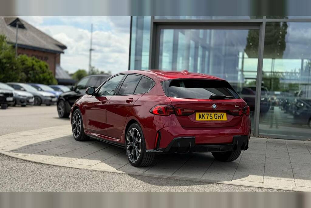 BMW 1 Series 120 M Sport Step Red