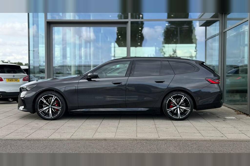 BMW 5 Series 530E M Sport Pro AO26SFE Grey #4