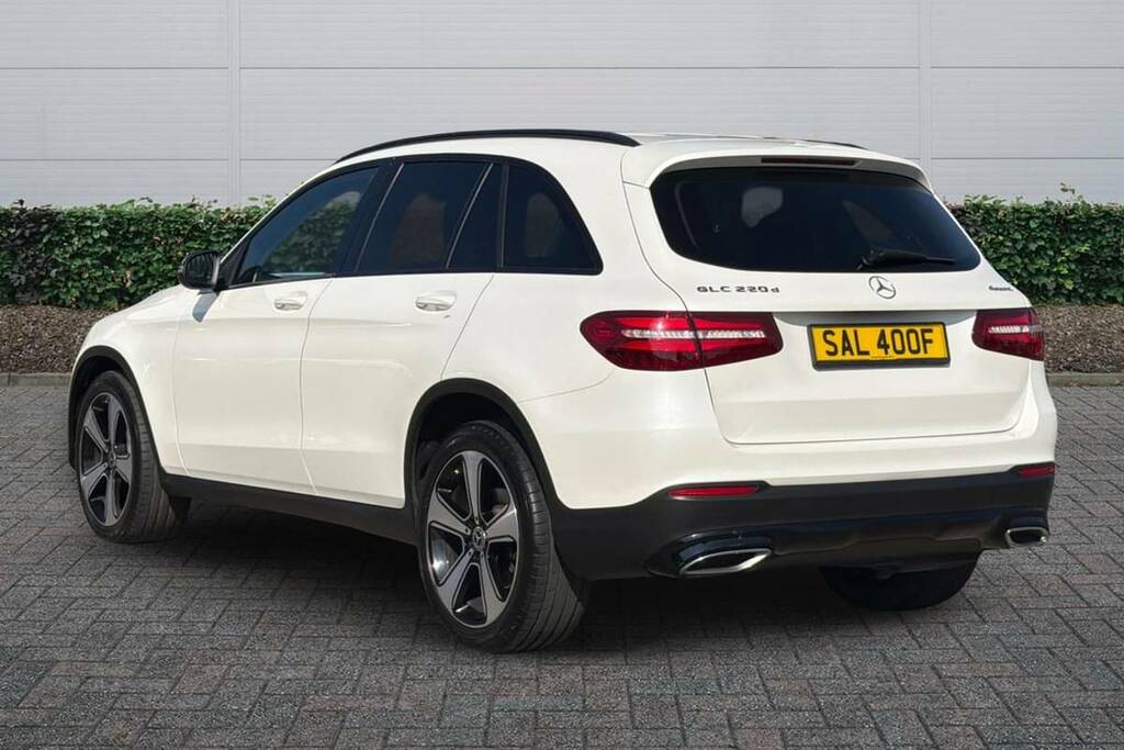Mercedes-Benz GLC Class 220D 4Matic Urban Edition 9G-tronic SAL400F White #5
