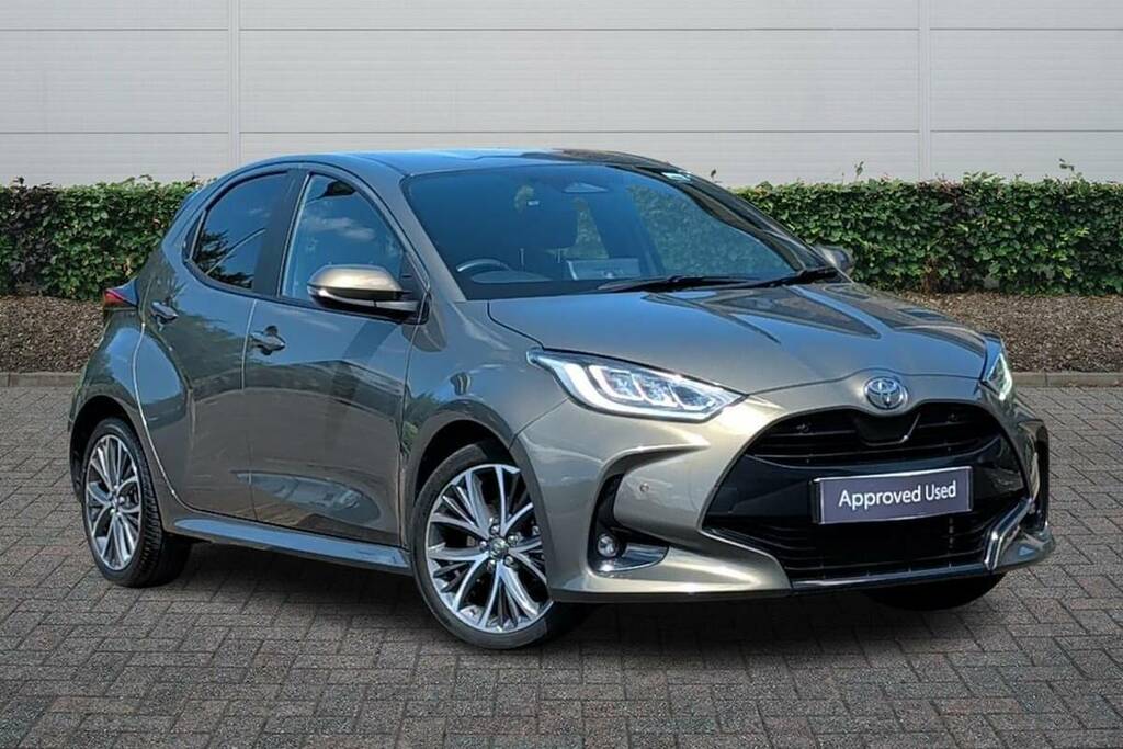 Toyota Yaris 1.5 Hybrid Excel Cvt Brown