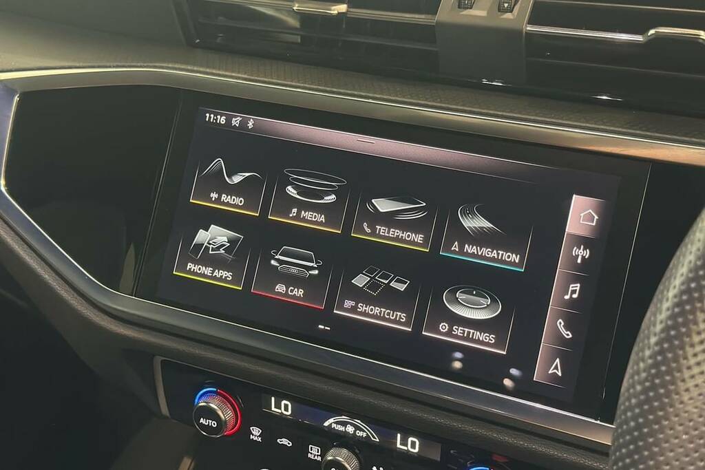 Audi Q3 35 Tdi Quattro S Line Black #2