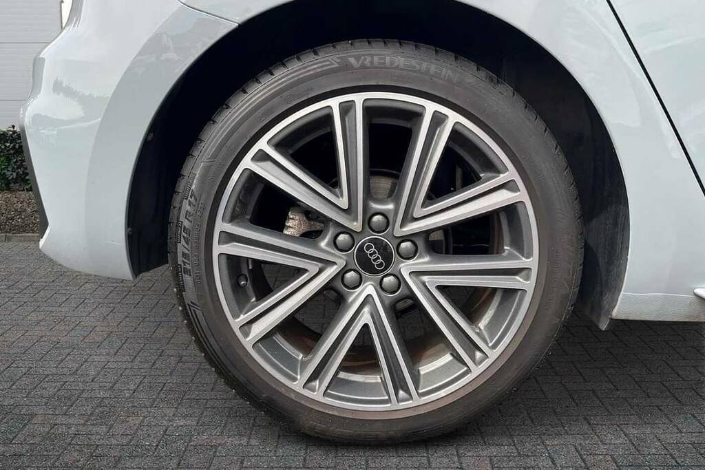Audi A1 30 Tfsi 110 S Line S Tronic BV24XAF Grey #5