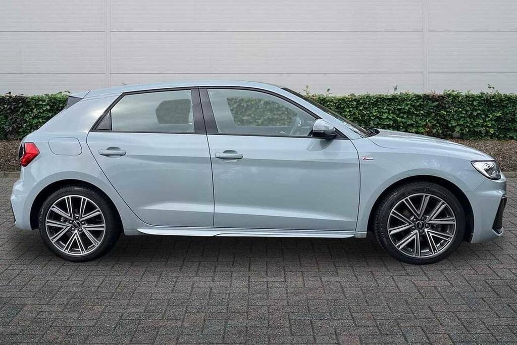Audi A1 30 Tfsi 110 S Line S Tronic BV24XAF Grey #4