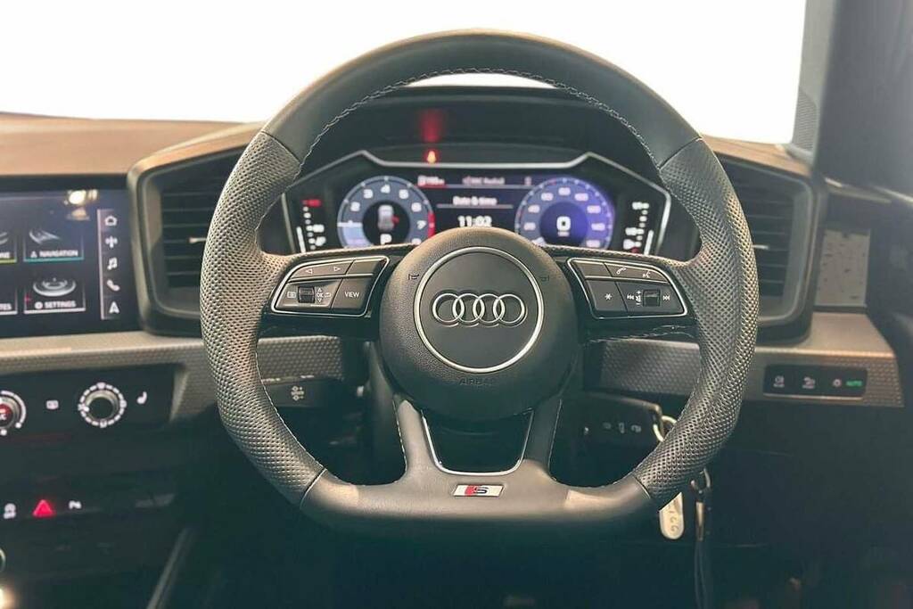 Audi A1 30 Tfsi Black Edition S Tronic BT75ZCJ Silver #2