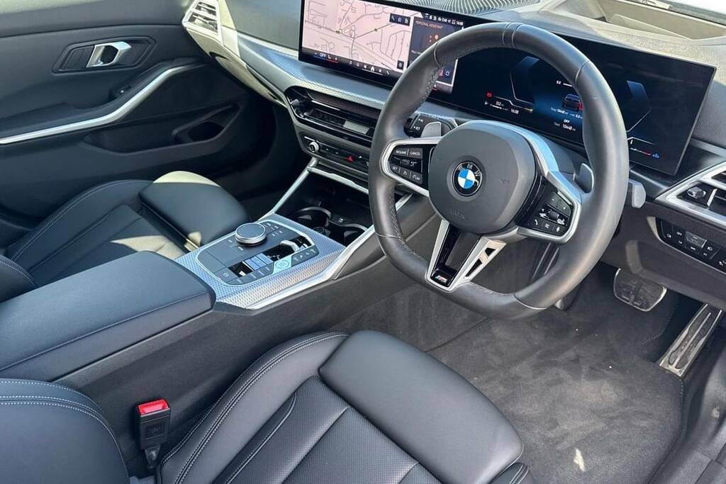 BMW 3 Series 320I M Sport Step YH75BZJ Blue #6