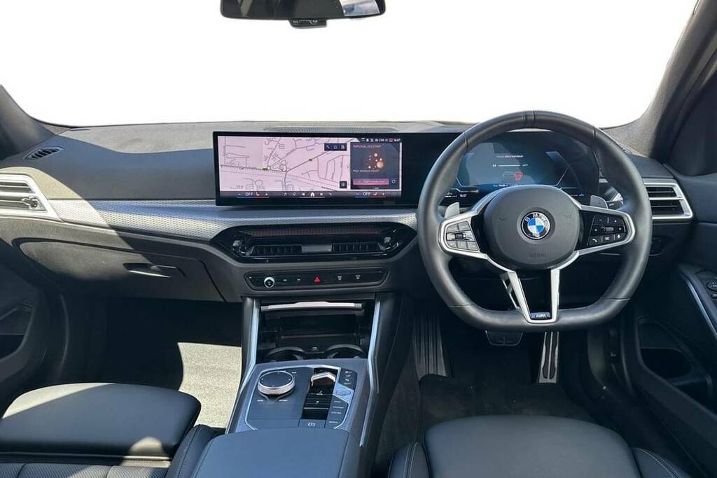 BMW 3 Series 320I M Sport Step YH75BZJ Blue #4