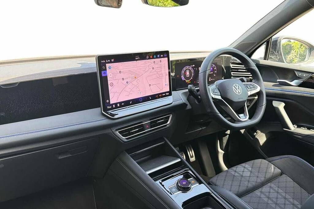 Volkswagen Tiguan 1.5 Etsi 150 R-line Launch Edition Dsg FG24KWF Blue #2