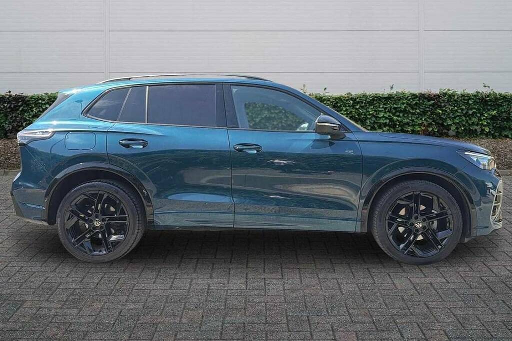 Volkswagen Tiguan 1.5 Etsi 150 R-line Launch Edition Dsg FG24KWF Blue #4