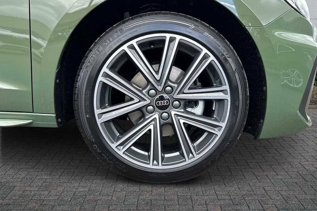 Audi A1 30 Tfsi S Line S Tronic VN26FVO Green #5