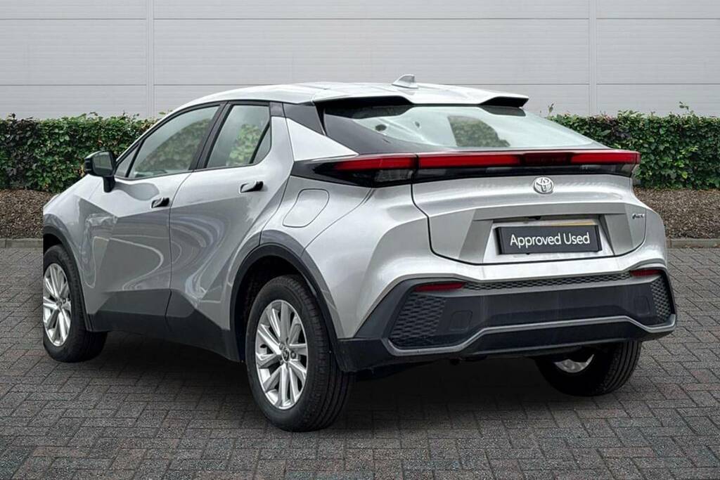 Toyota C-Hr 1.8 Hybrid Icon Cvt Silver