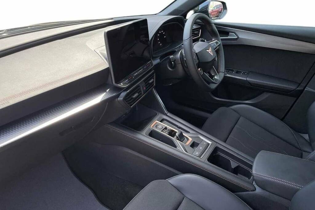 Cupra Leon 1.5 Etsi 150 V1 Dsg BD26PDY Black #2