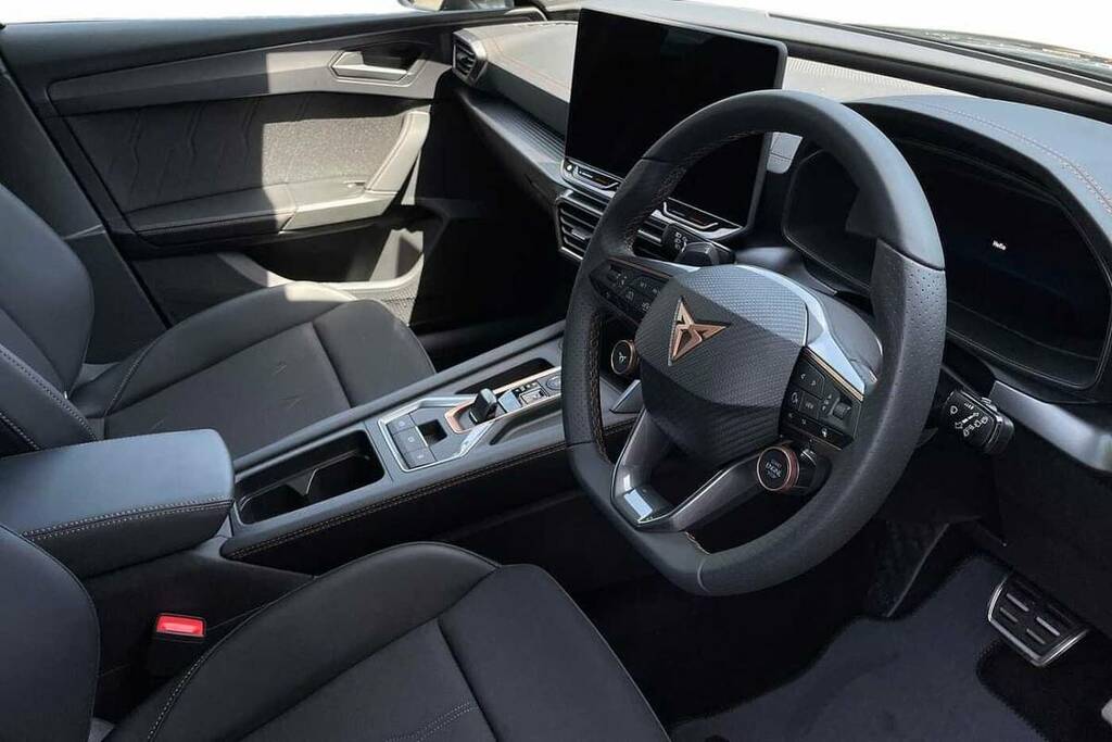 Cupra Leon 1.5 Etsi 150 V1 Dsg BD26PDY Black #6