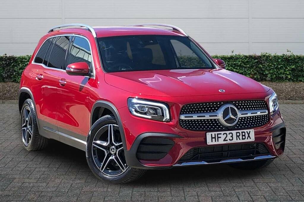 Mercedes-Benz GLB Class 200D Amg Line Premium 8G-tronic Red