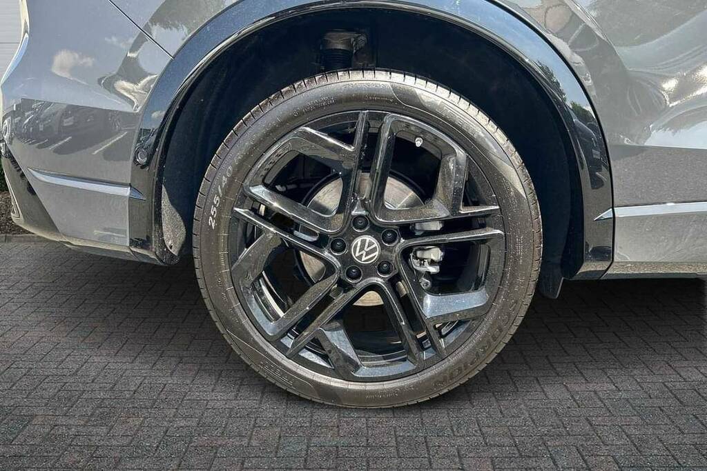 Volkswagen Tiguan 1.5 Etsi 150 Black Edition Dsg VN26XHU Grey #5