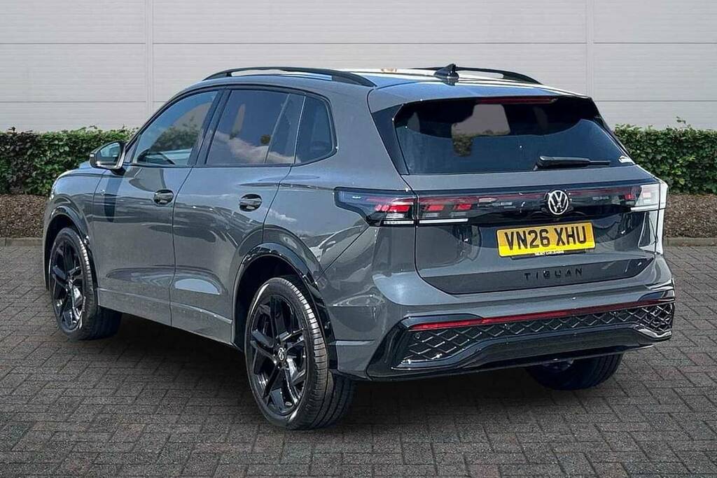 Volkswagen Tiguan 1.5 Etsi 150 Black Edition Dsg VN26XHU Grey #3
