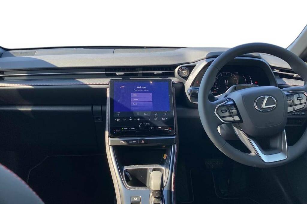 Lexus LBX 1.5 Premium E-cvt FY26UCH #4