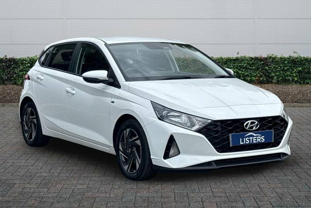 Hyundai I20 1.0T Gdi 48V Mhd Se Connect White