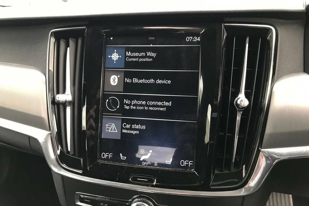 Volvo V90 2.0 D4 Momentum Pro Geartronic White #3