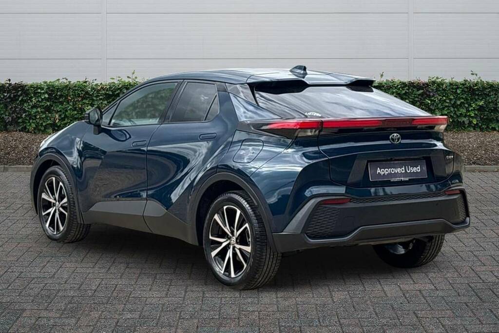 Toyota C-Hr 1.8 Hybrid Design Cvt FL75RYP #2