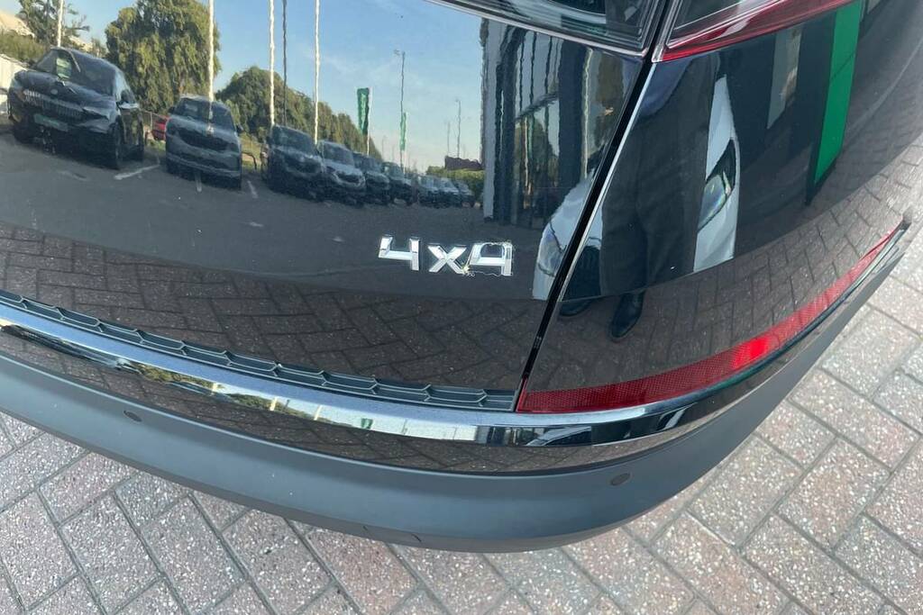 Skoda Kodiaq 2.0 Tdi 200 Se L Executive 4X4 Dsg 7 Seat Black #5