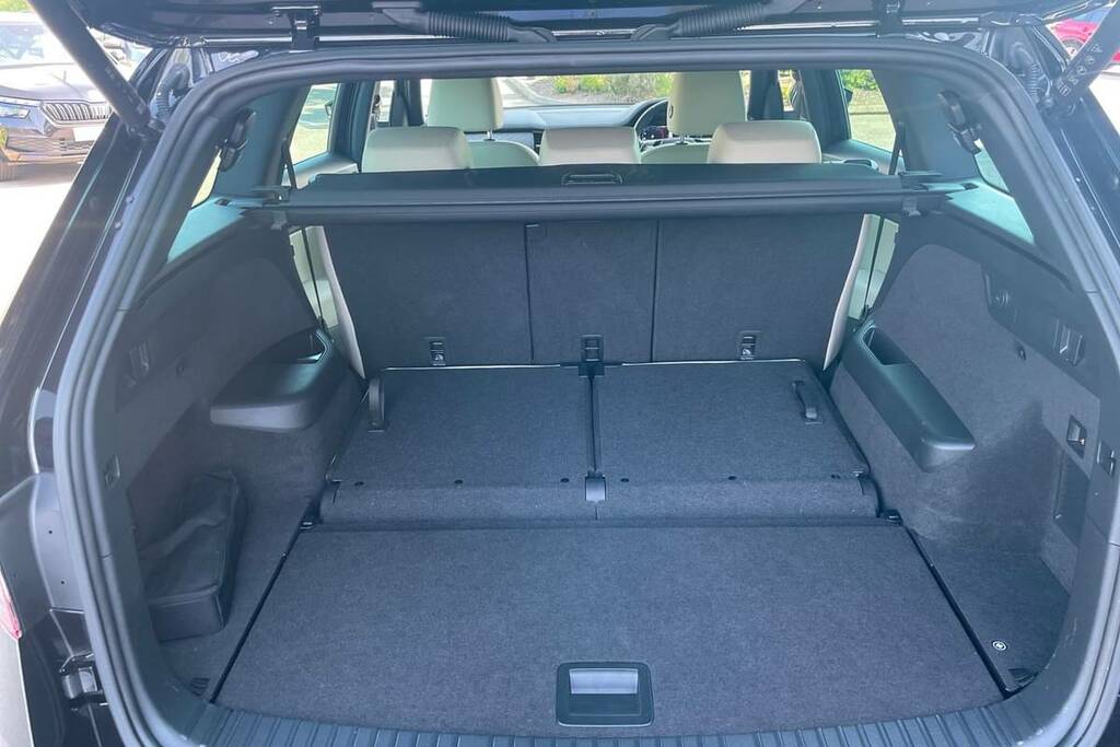 Skoda Kodiaq 2.0 Tdi 200 Se L Executive 4X4 Dsg 7 Seat Black #2