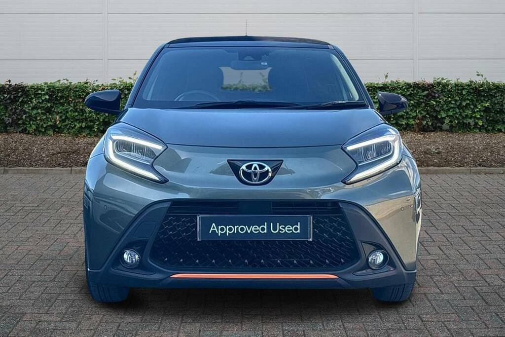 Toyota Aygo X 1.0 Vvt-i Limited Edition WP22OZE Green #2