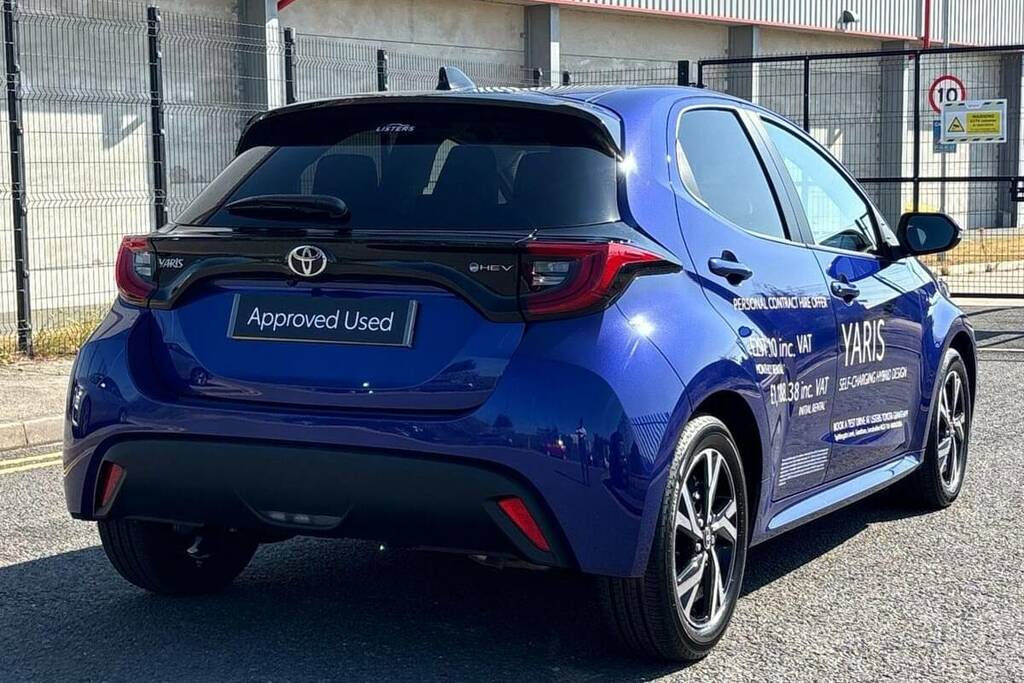 Toyota Yaris 1.5 Hybrid Design Cvt FY26XBV Blue #5