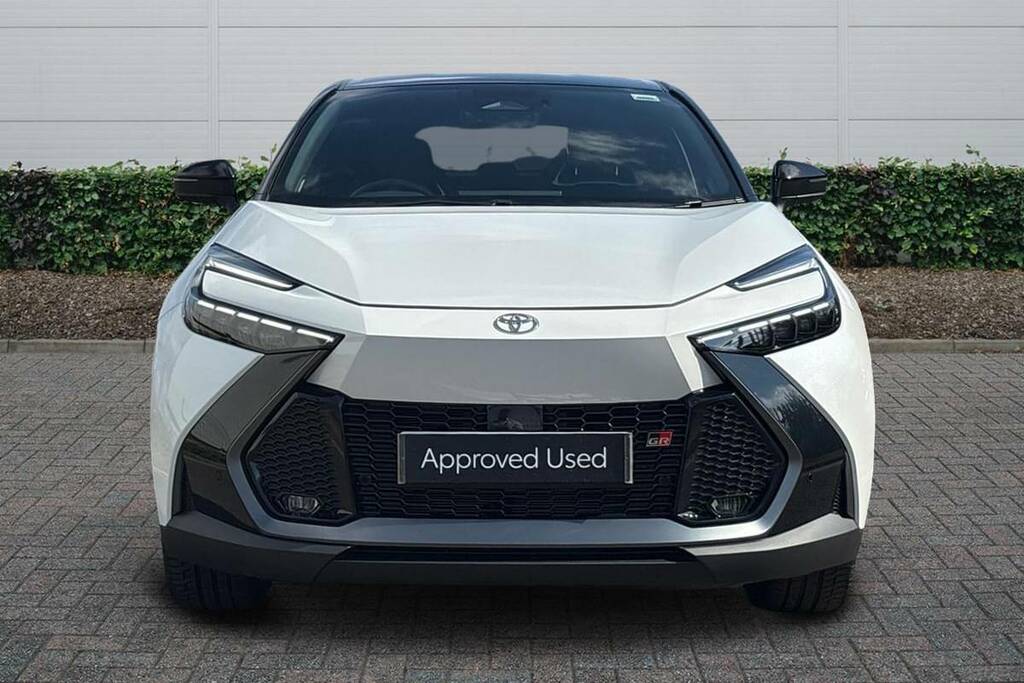 Toyota C-Hr 2.0 Phev Gr Sport Cvt White