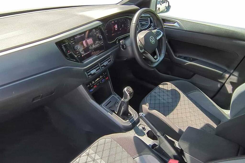 Volkswagen Polo 1.0 Tsi R-line BW24NFC Grey #2