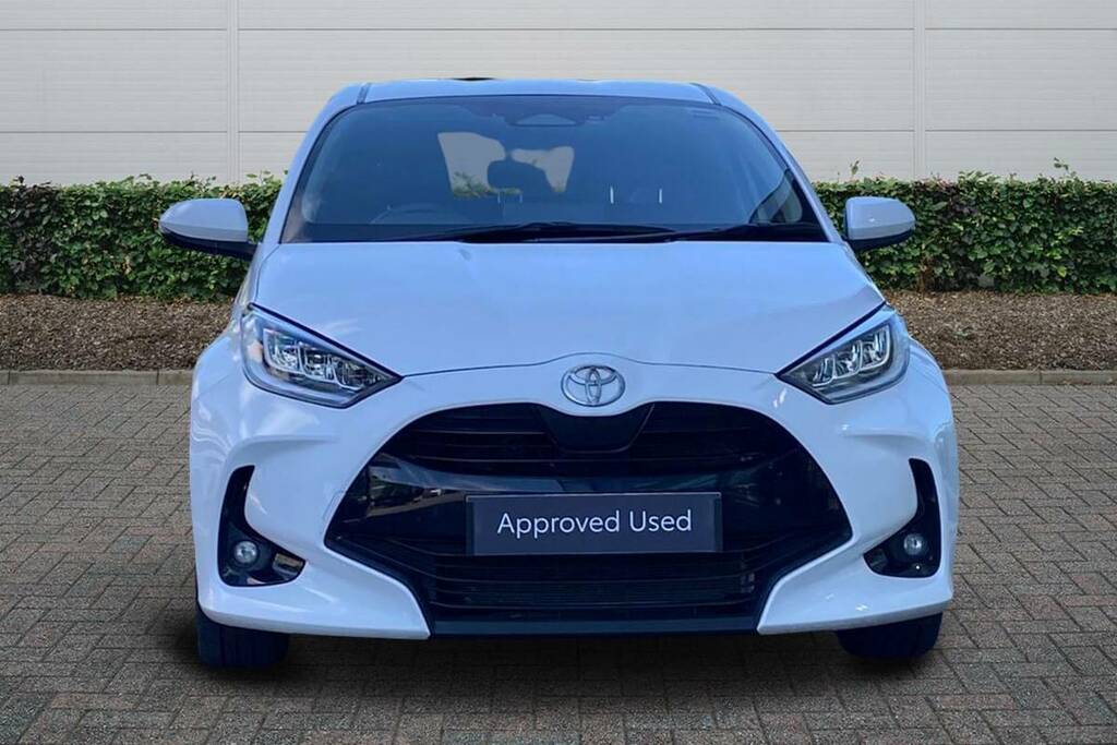 Toyota Yaris 1.5 Hybrid Design Cvt WU25LNA White #3