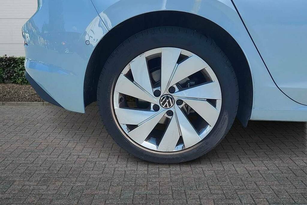 Volkswagen Golf 1.5 Tsi 150 Match VU75CRJ Blue #5