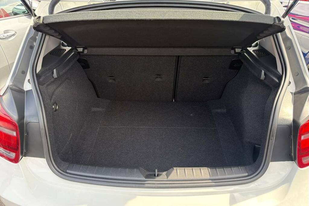 BMW 1 Series 116I Se Step White